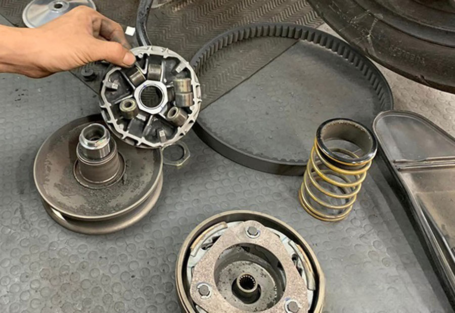 làm lại nồi xe tay ga như sh, lead, vespa có giá từ 2,6 đến 3,5 triệu đồng